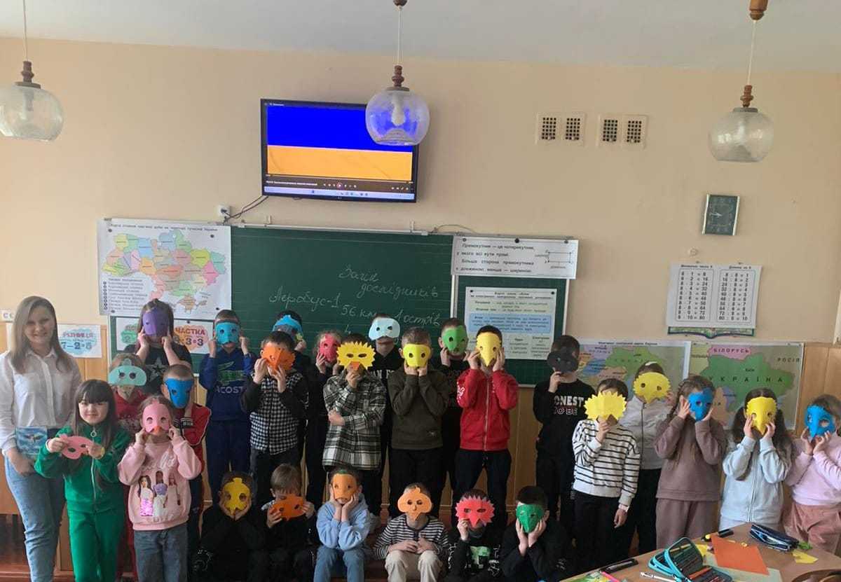 Зустрічі з нашою письменницею, Іреною Яніцькою вже стали доброю традицією.