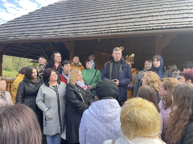 ДУХОВНО-МОРАЛЬНЕ ВИХОВАННЯ У РАМКАХ РЕАЛІЗАЦІЇ КОНЦЕПЦІЇ  НАЦІОНАЛЬНО-ПАТРІОТИЧНОГО ВИХОВАННЯ У СИСТЕМІ ОСВІТИ УКРАЇНИ