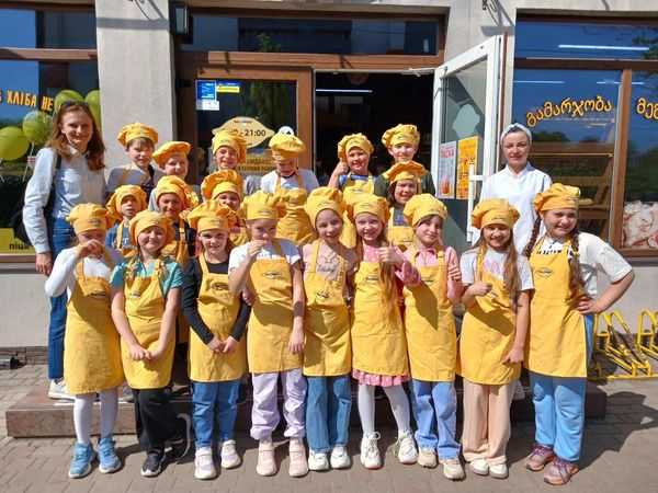 #ТИЖДЕНЬ_ПРОФОРІЄНТАЦІЇ_У_НАШІЙ_ШКОЛІ!  Де діти  познайомилися з професією #ПЕКАР.