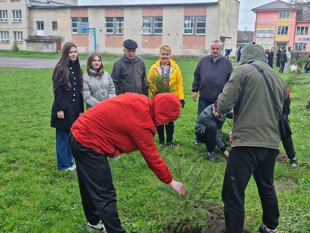 Випускник - 2024 для майбутніх поколінь