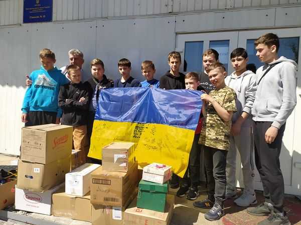 Великодні подарунки для наших Захисників та Захисниць