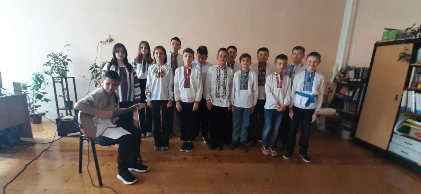 ДЕНЬ МАТЕРІ