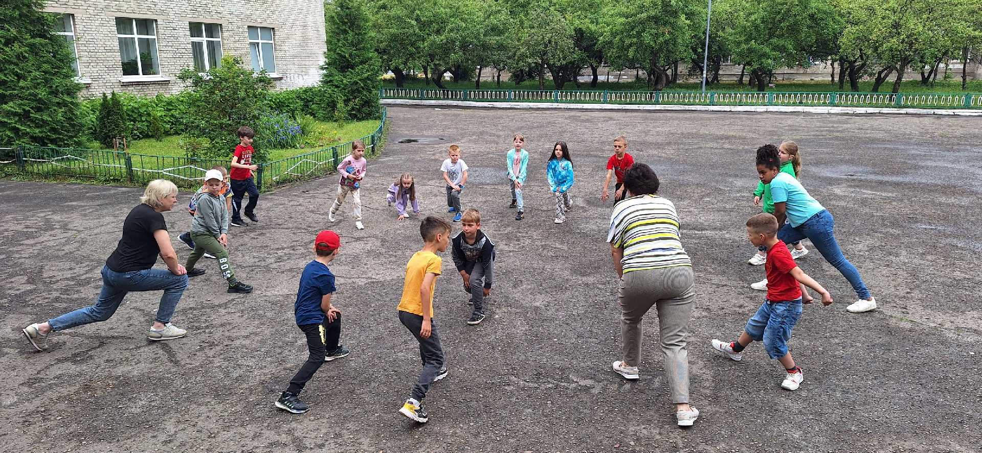От і промайнув другий день у 