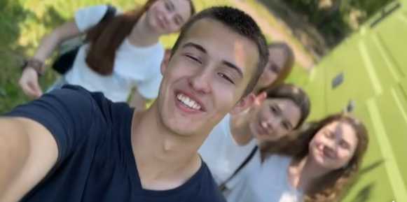 А от і наша відеоробота, яка допомогла шкільній команді вибороти місце в Освітній кампанії для молоді до Дня європейської співпраці.