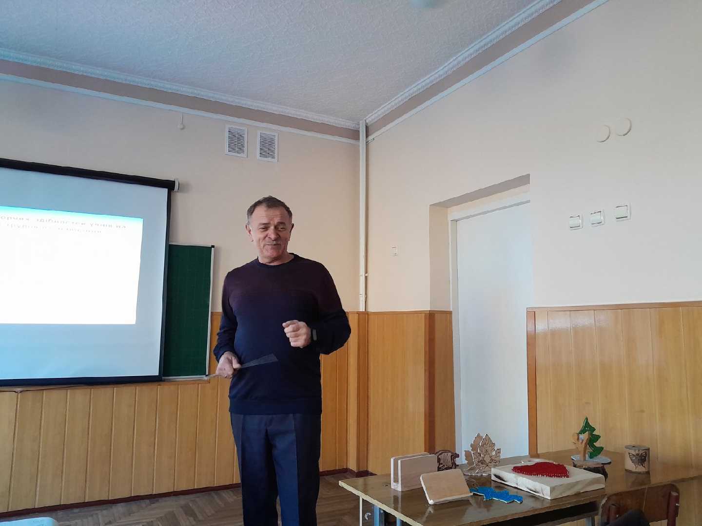 Майстерклас учителя трудового навчання Ясеницьконо Р. О.