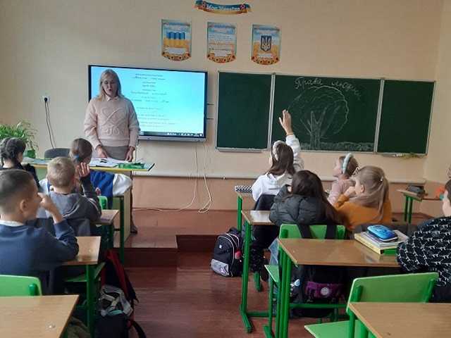 Шкільний DOCU/ТИЖДЕНЬ