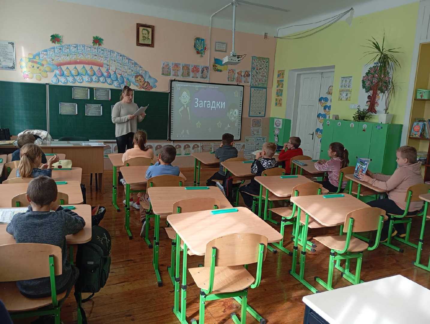 В рамках місячника шкільних бібліотек для учнів 3 класу було проведено урок-гру 