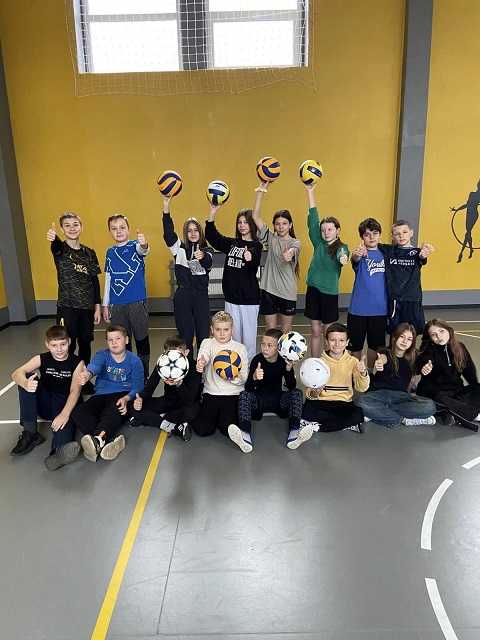 Підтримка українських діток від Ukraine Relief