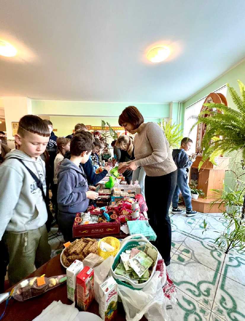 Благодійний ярмарок