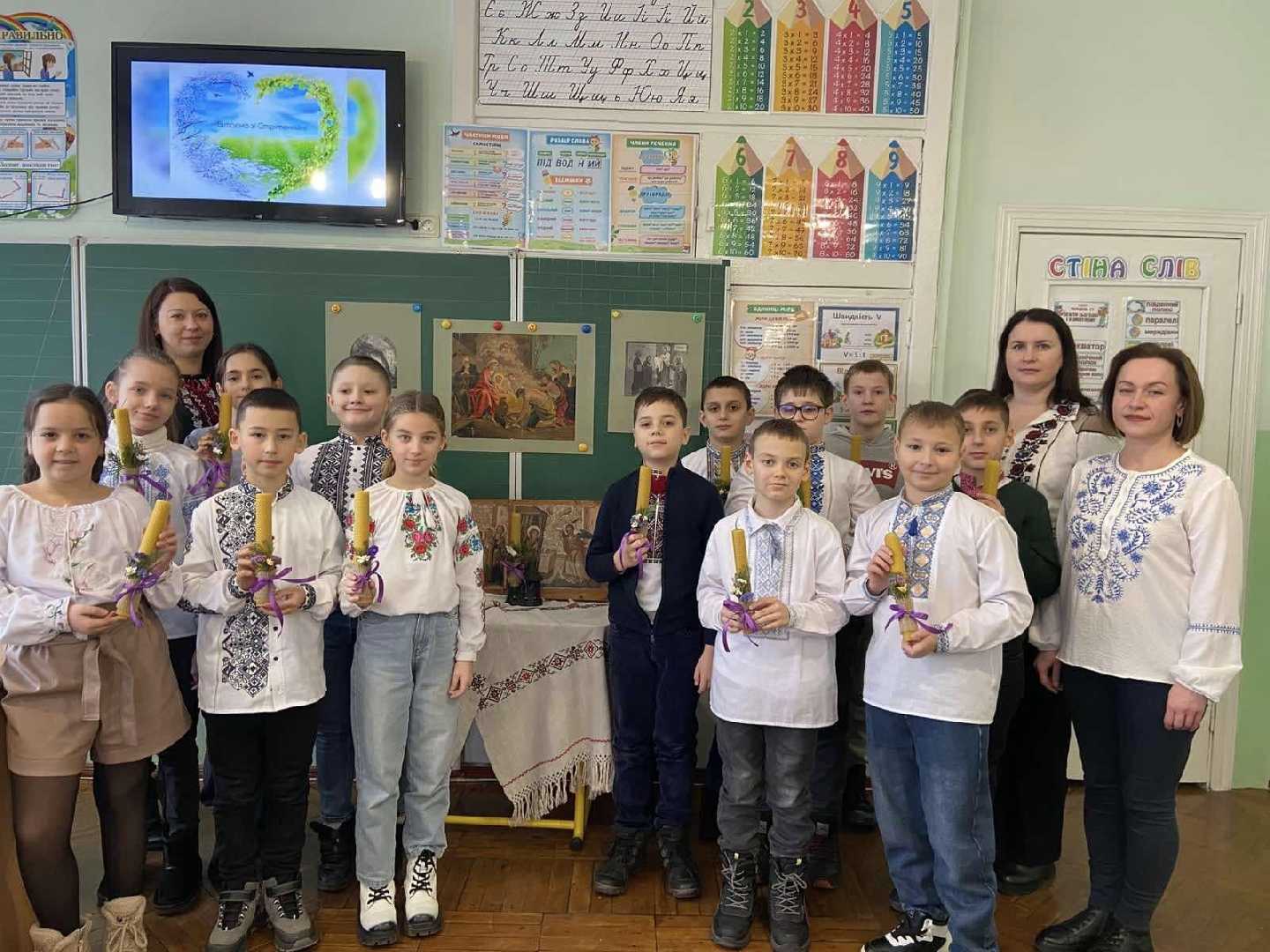 #ПОЛУМʼЯ_ЩО_НЕСЕ_ТЕПЛО_І_ВІРУ