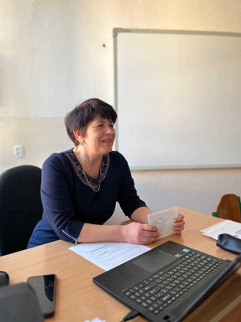 #Знайомство_з_учителем_ Наталя Іванів