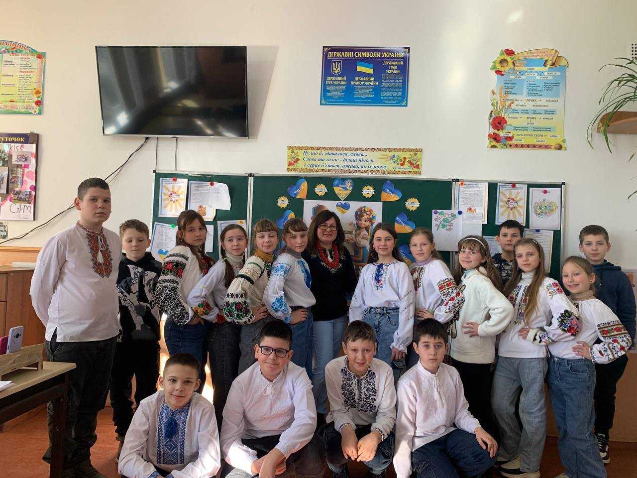 Вітаємо з Міжнародним днем рідної мови!