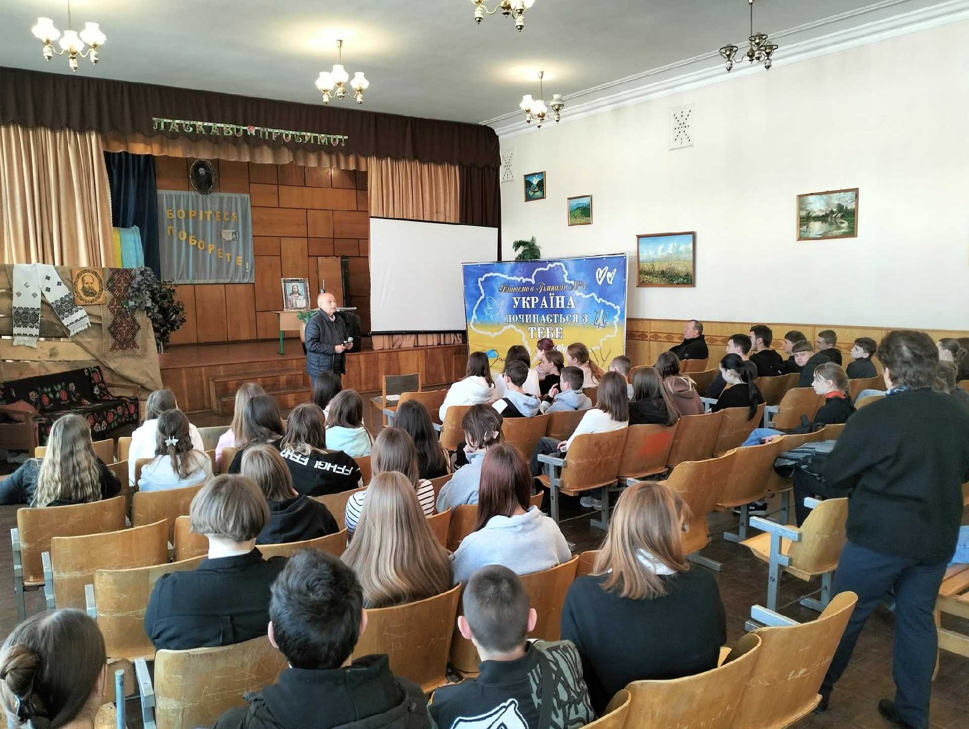 Зустріч з доцентом НУ 