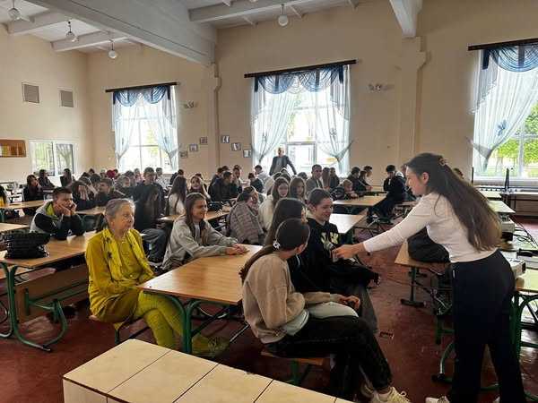Бесіда на тему безпеки в умовах воєнного стану, кіберпростору та кібергігієни.