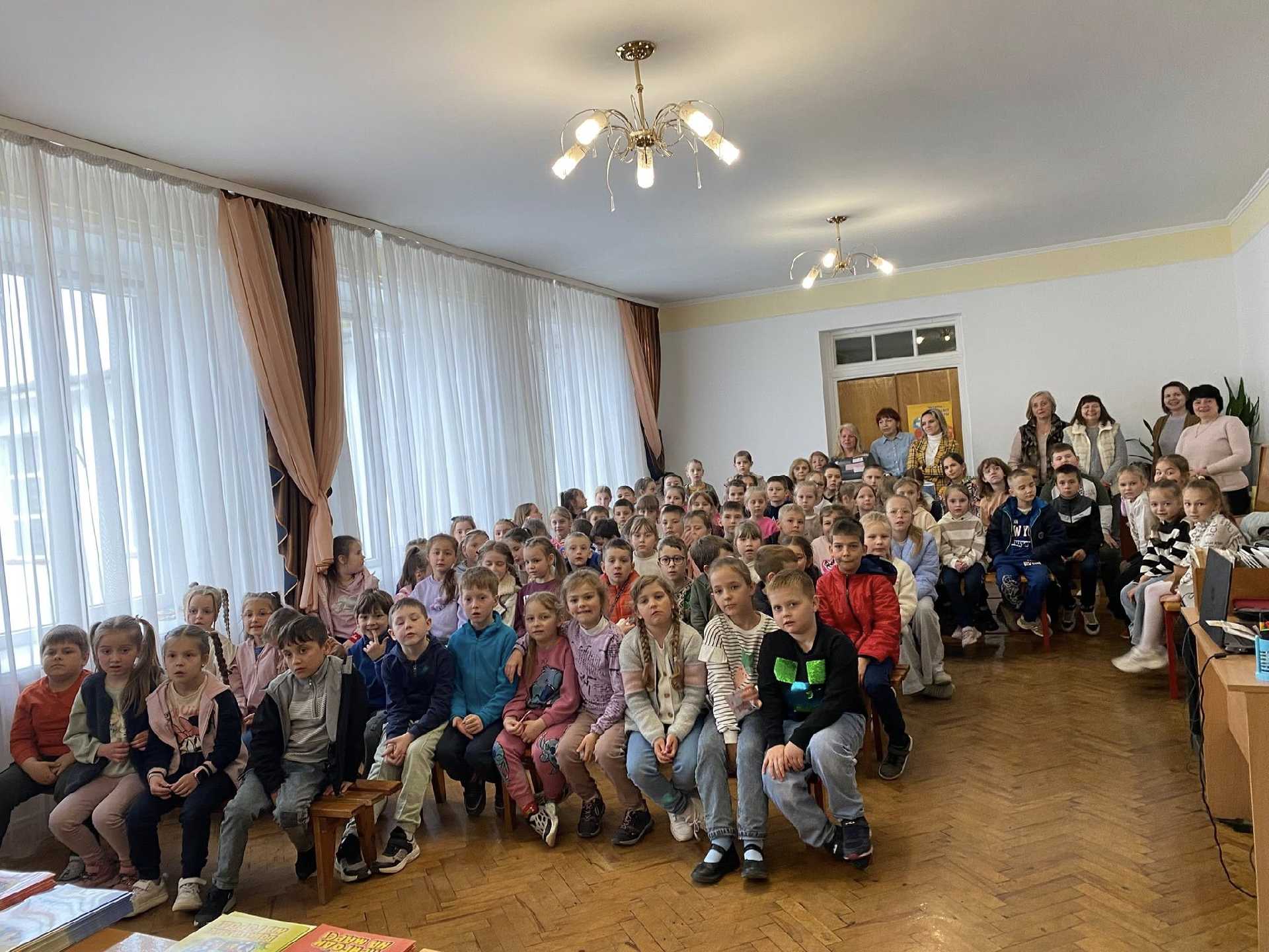 Тепла_зустріч_із_дитячим_письменником_Олександром_Зімбою