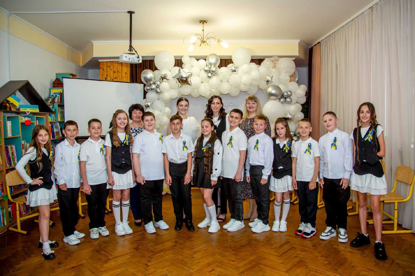 Випускний_4_Б_класу 