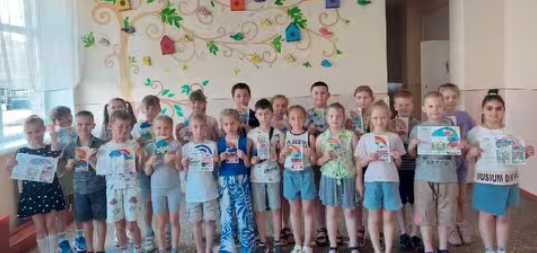 Ось такі цікаві дні були в 2-Б класі 
