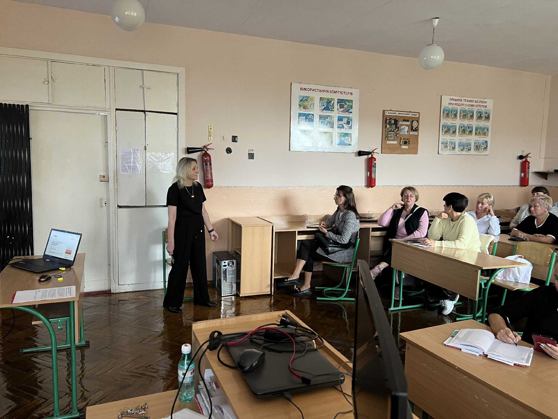 СЕРПНЕВІ НАРАДИ – ЦЕ ЗАВЖДИ НОВІ ІДЕЇ ТА НАТХНЕННЯ ДЛЯ ВЧИТЕЛІВ!