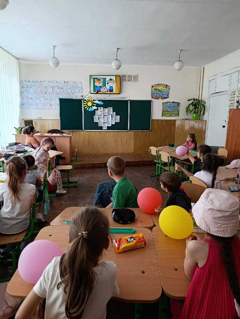 Восьмий день у Літній школі пройшов весело і цікаво. 