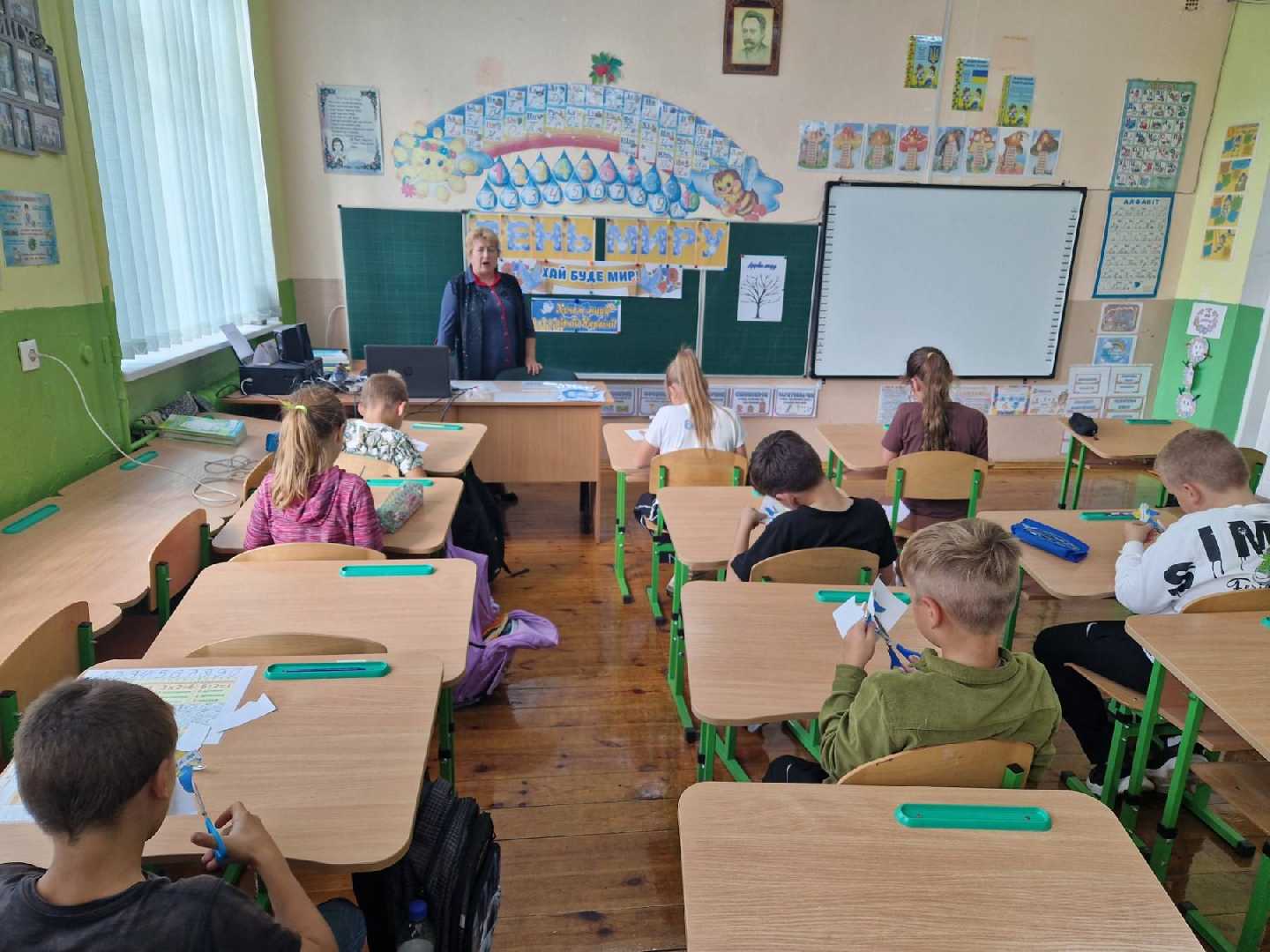 Виховна година у 4 класі (Троць Г.І., Футало Г.Я.).