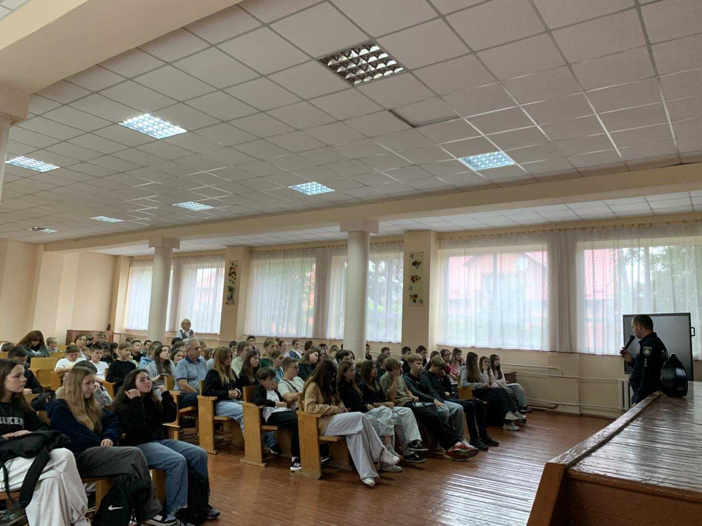  Відбулася зустріч із представником сектору ювенальної превенції міста.