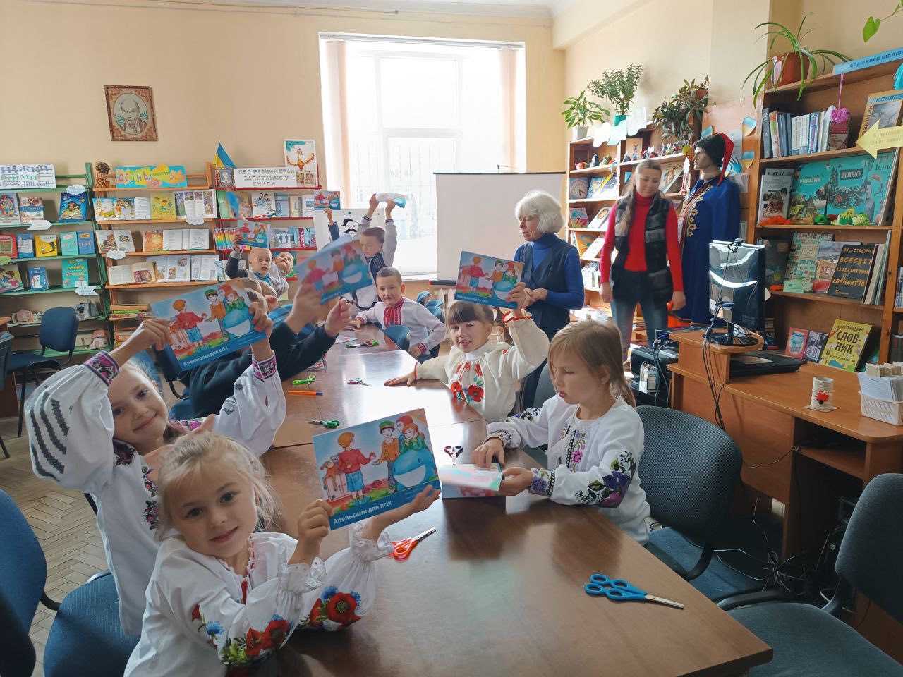  Бібліотека-філія №9 КЗ Червоноградська публічна бібліотека