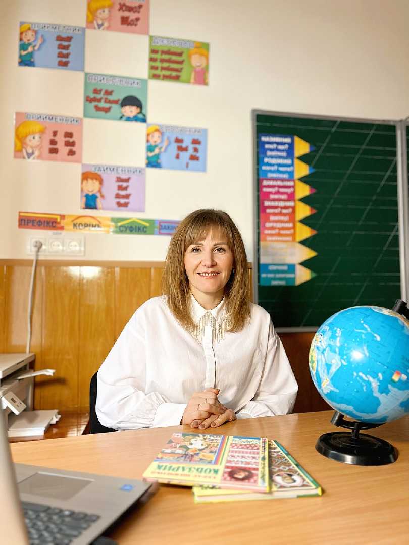 Вітаємо нашу колегу, вчительку початкових класів Харкевич Ірину Дмитрівну!