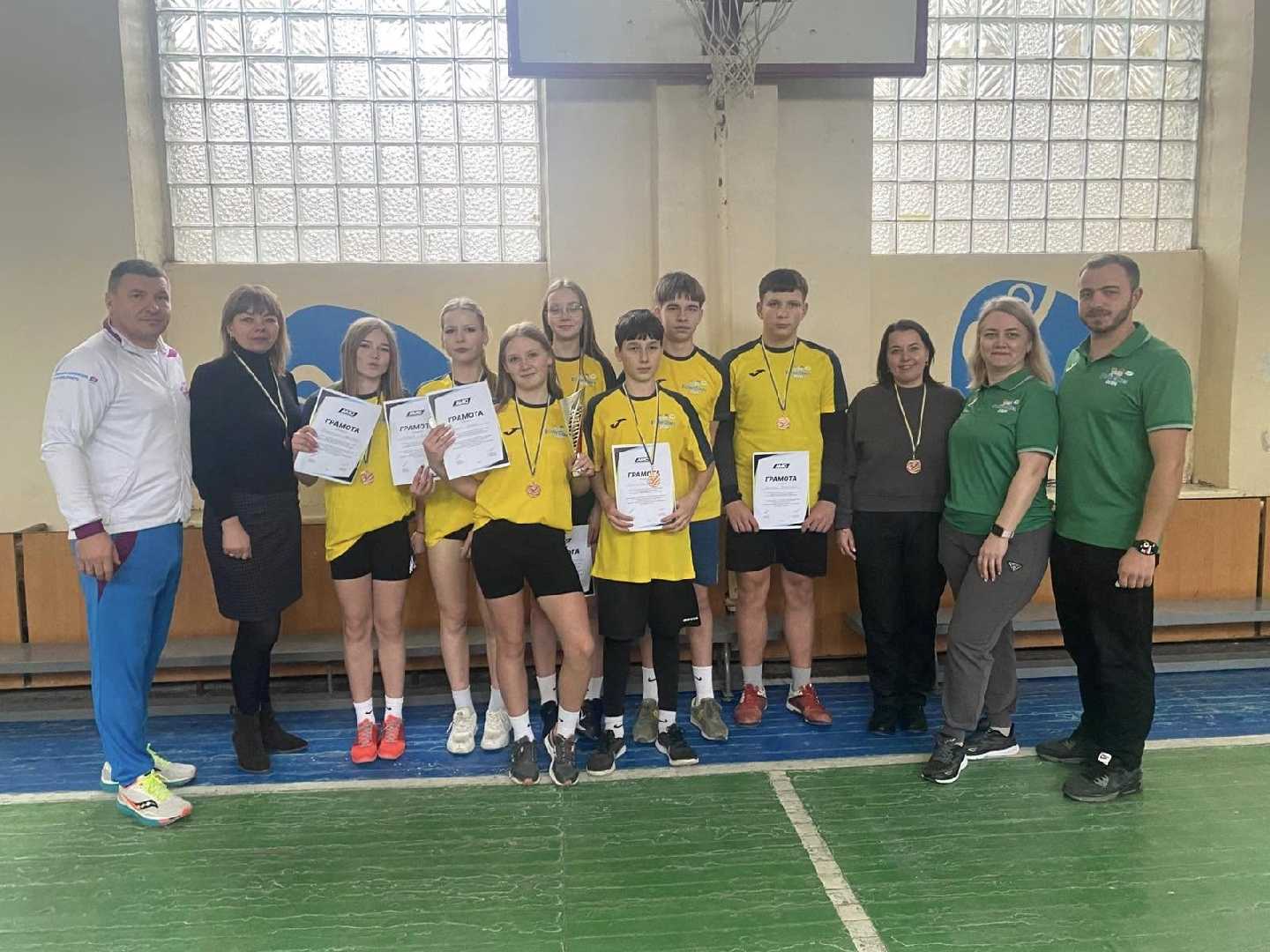 Вітаємо команду нашої гімназії із зайнятим ІІІ місцем у обласному етапі  