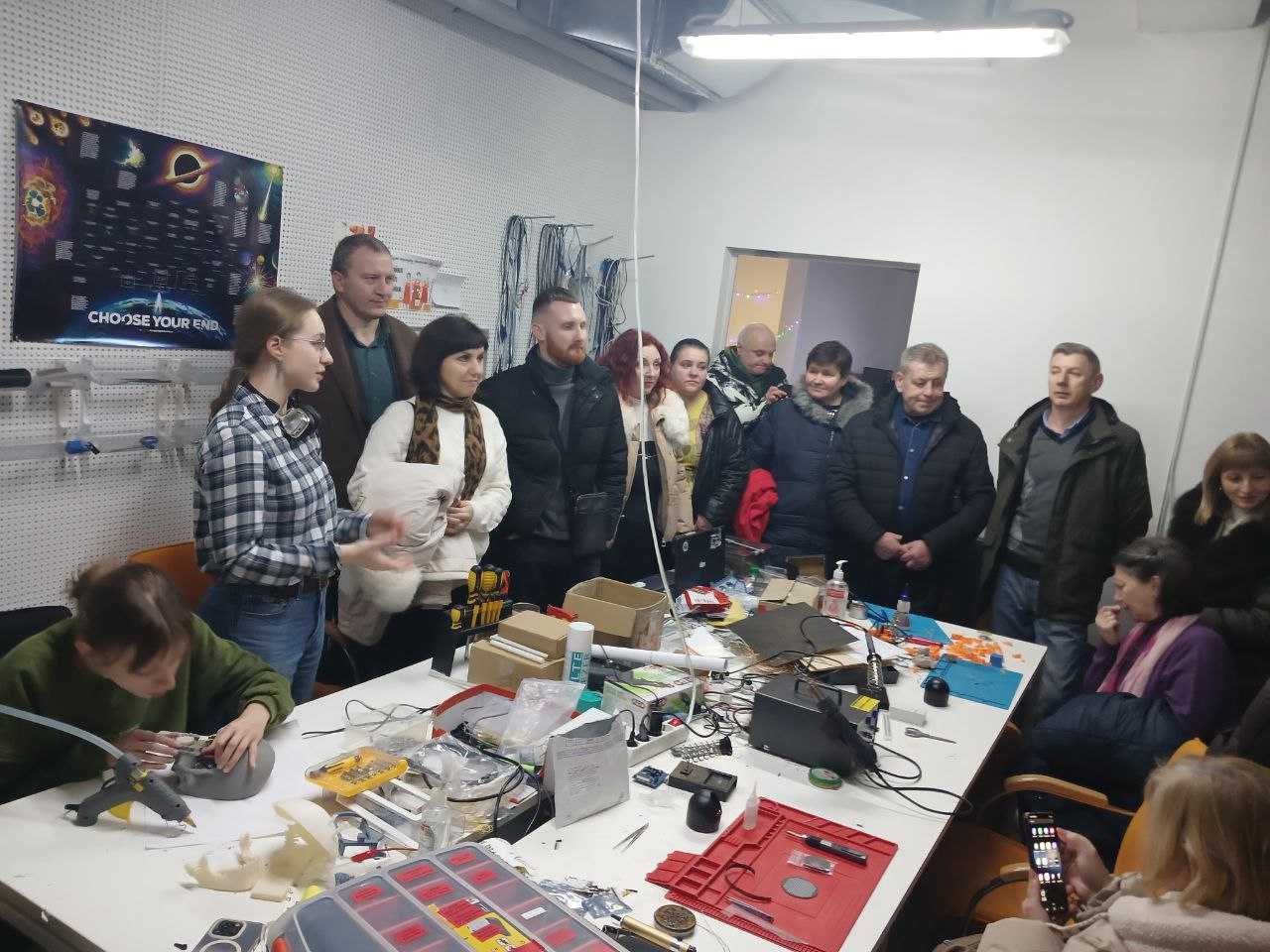 ВІДБУВСЯ ВИЇЗНИЙ СЕМІНАР-ПРАКТИКУМ УЧИТЕЛІВ ФІЗИКИ