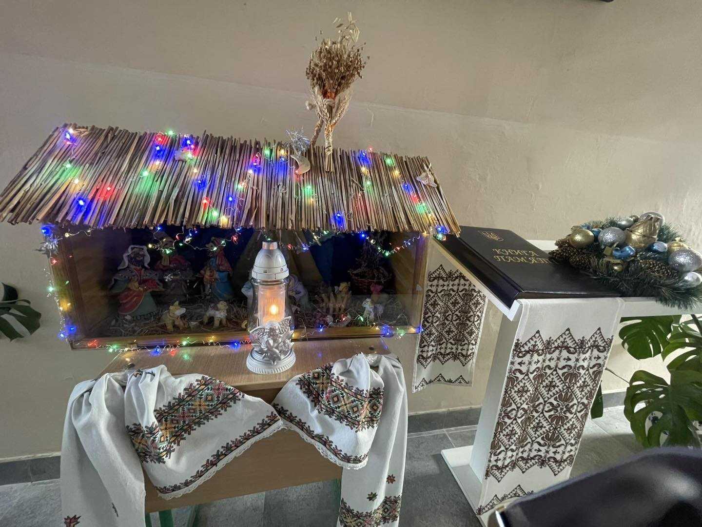 До нашого міста пластуни привезли Вифлиємський вогонь, а також завітали до нашої гімназії, щоб поділитися з нами цим символом світла, надії та єдності.