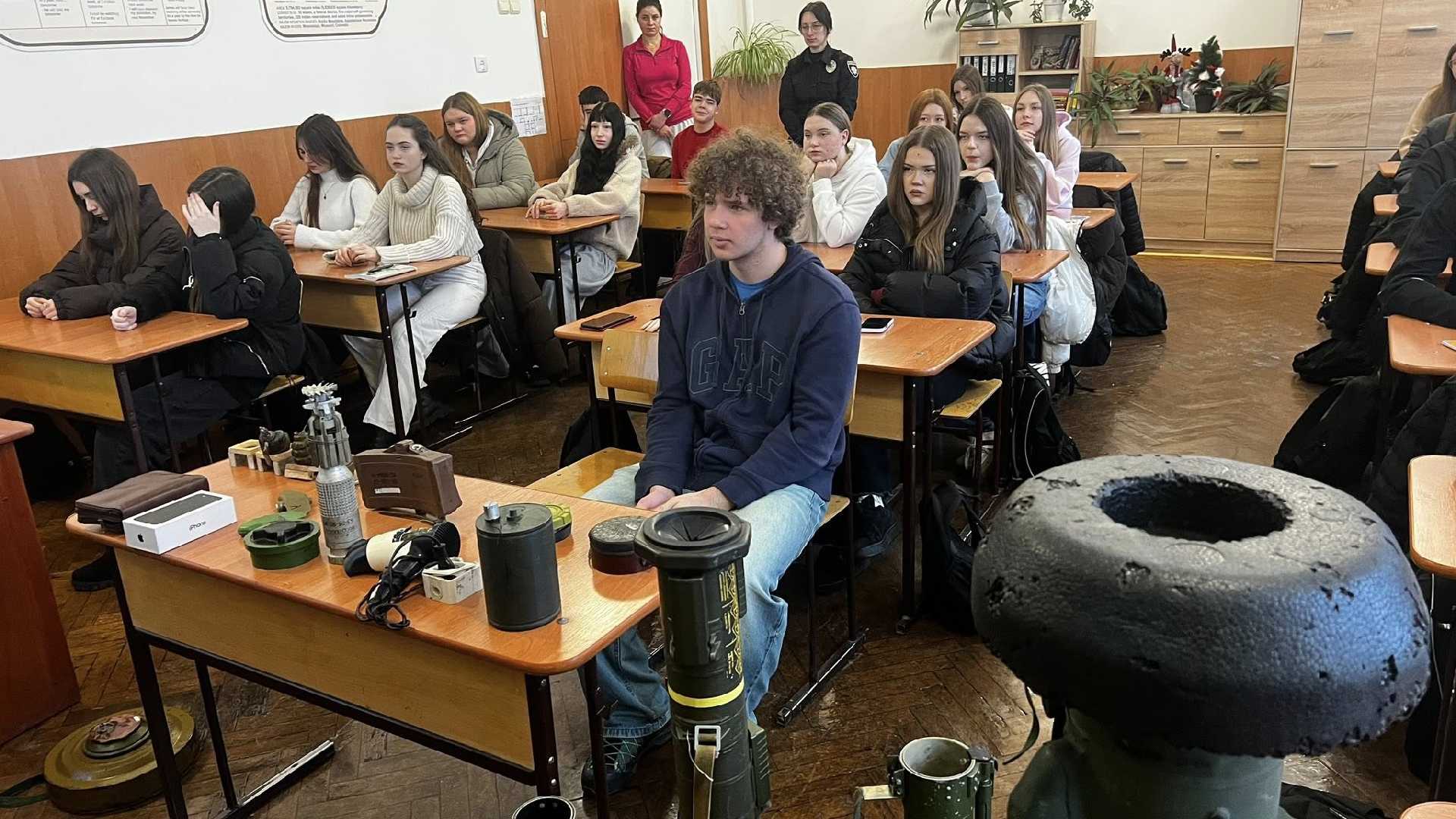 Профілактична бесіда з мінної безпеки для учнів 10–11 класів