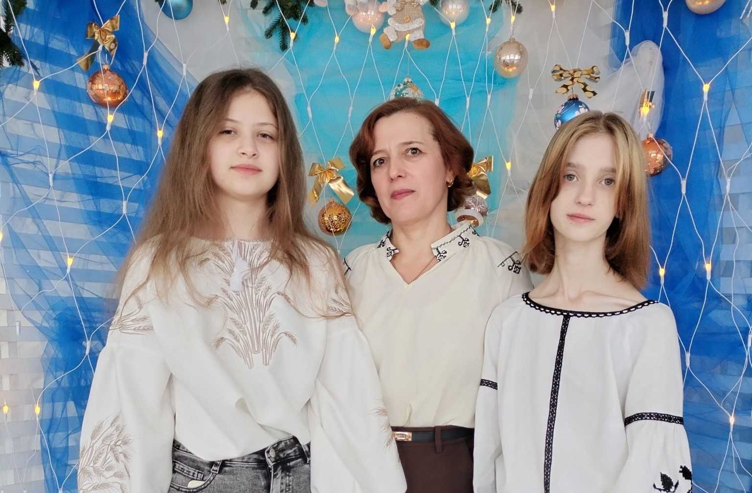 Щиро вітаємо учнів Гімназії №12 та їхнього педагога Цьох Оксану Богданівну!