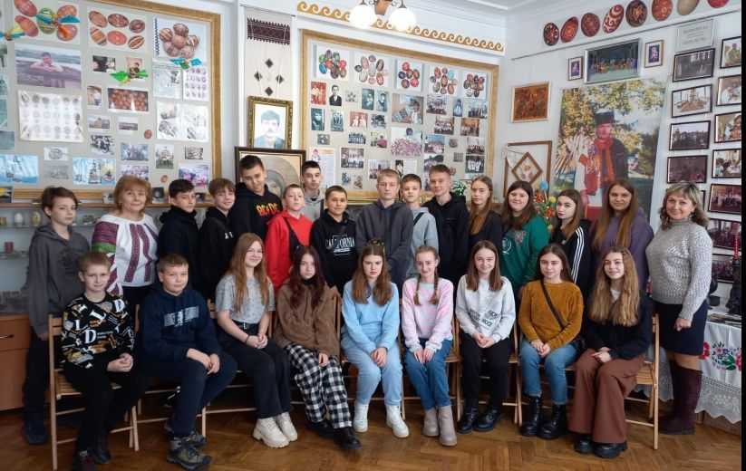 Вітаємо експедиційний загін 9-Б класу (кл.кер. Гудим Л.С.) із зайнятим І місцем у обласному етапі Всеукраїнської краєзнавчої експедиції учнівської молоді 