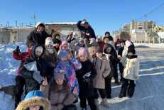 Прилітайте, друзі, на гостинці! 