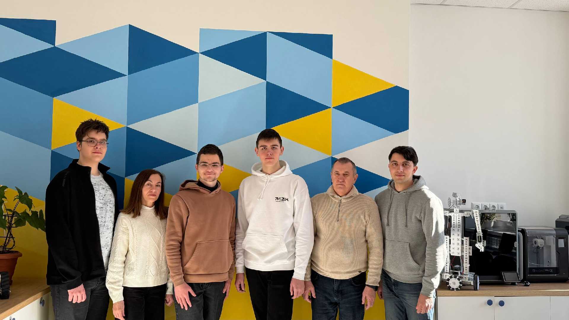 Високі досягнення з інформатики: успіхи наших учнів на Всеукраїнській олімпіаді