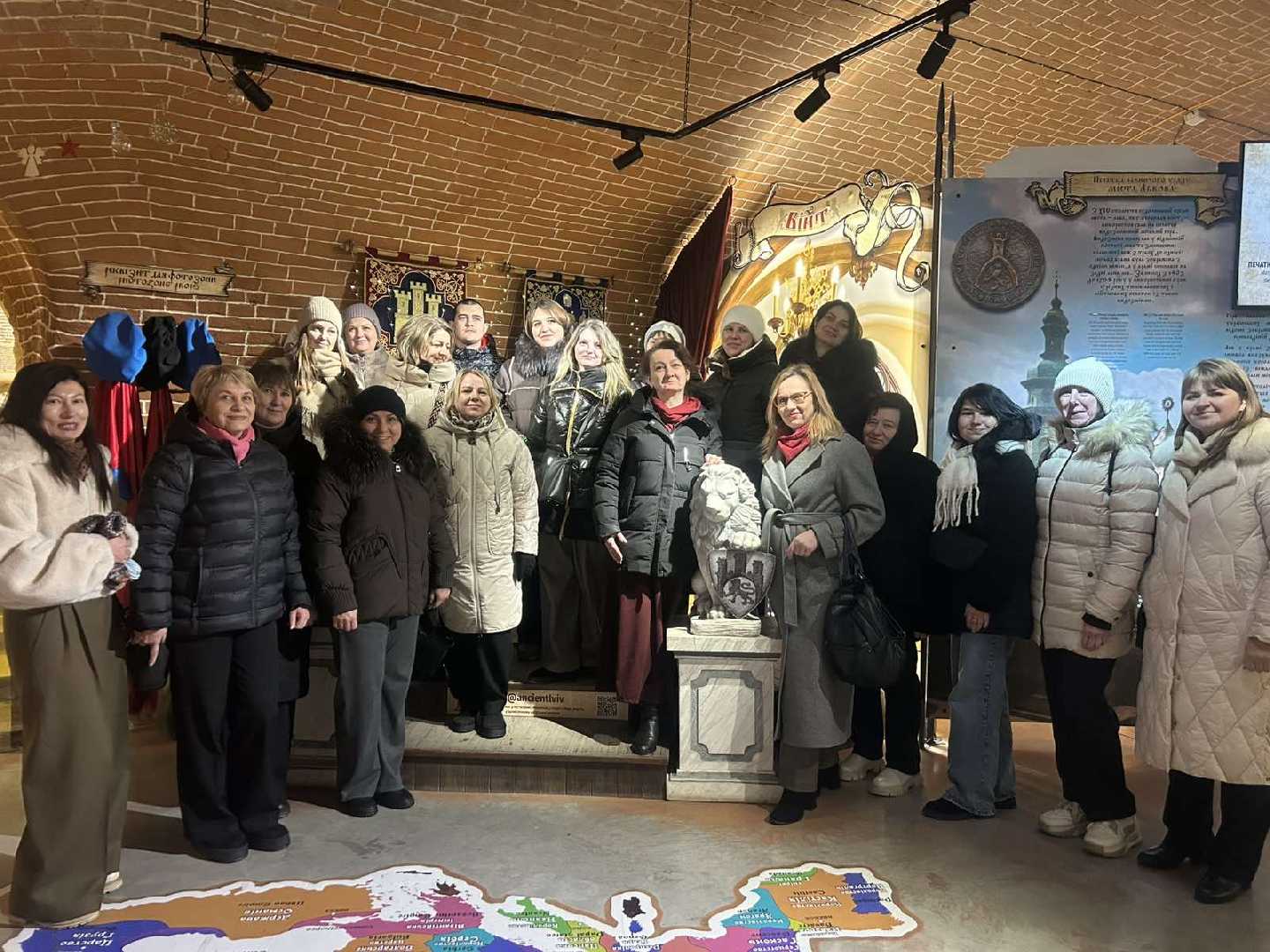 МИСТЕЦТВО, ШІ ТА ІСТОРІЯ: ЯК МИ ПЕРЕЗАВАНТАЖУВАЛИ УРОКИ АНГЛІЙСЬКОЇ!