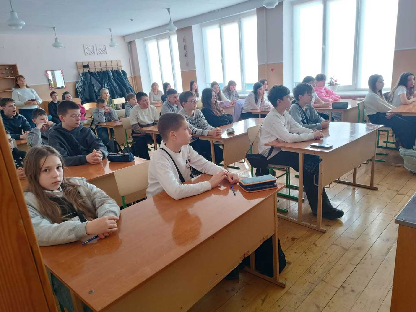 Поезія - небесна квітка на тонкому стеблі...