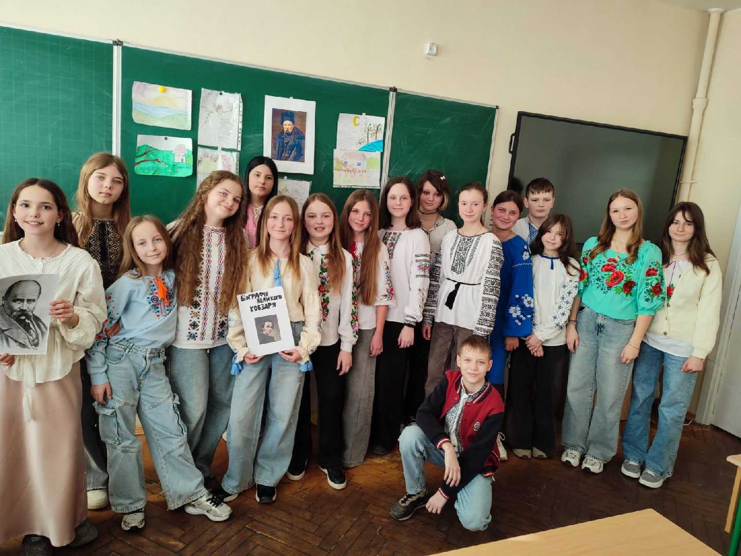 Голос крізь віки у смартфоні: Як учні 6-Б «оживили» Тараса Шевченка.