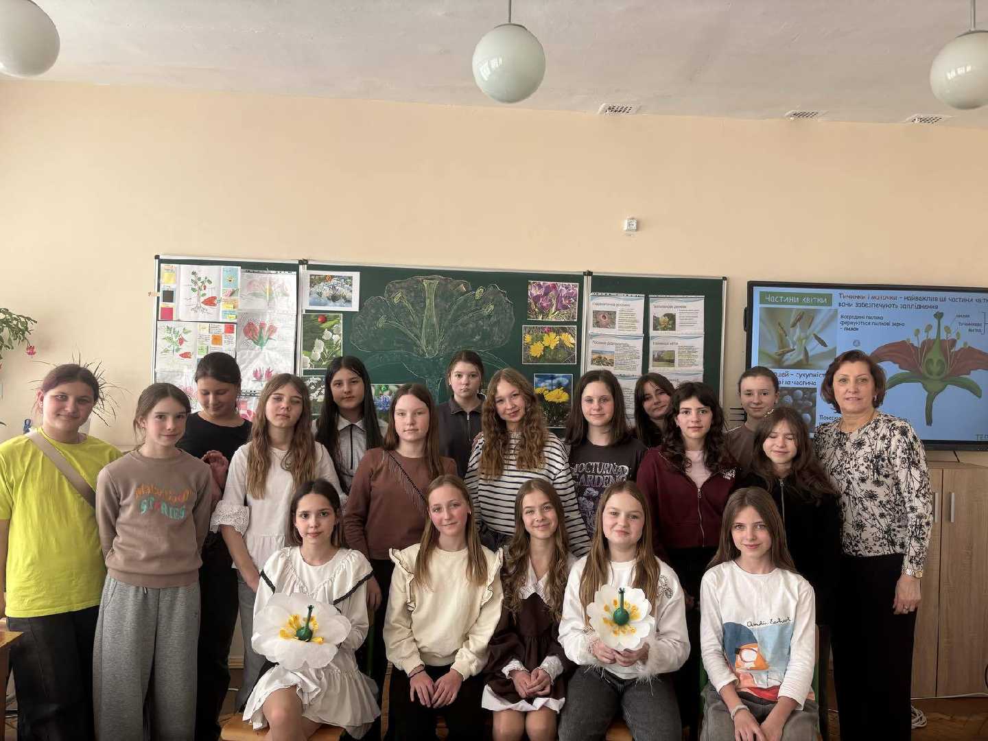 STEM-магія у 6-Б: як біологія «подружилася» з інженерією