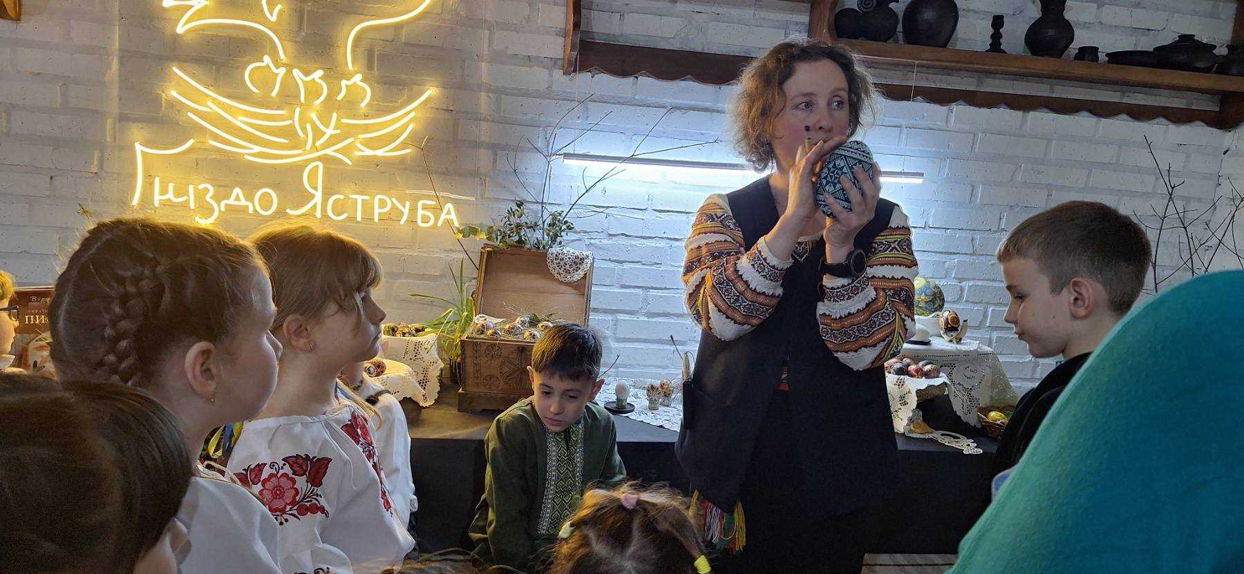 Захоплива мандрівка другокласників до «Гнізда Яструба»