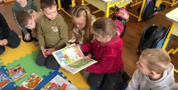 Книжкові пригоди та море емоцій у Міжнародний день дитячої книги