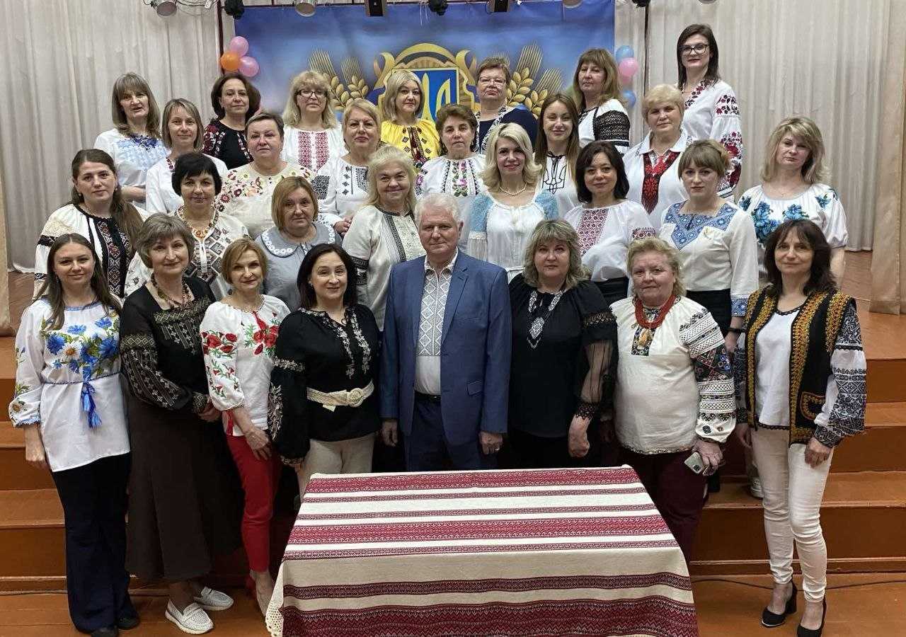 З ДНЕМ ВИШИВАНКИ!