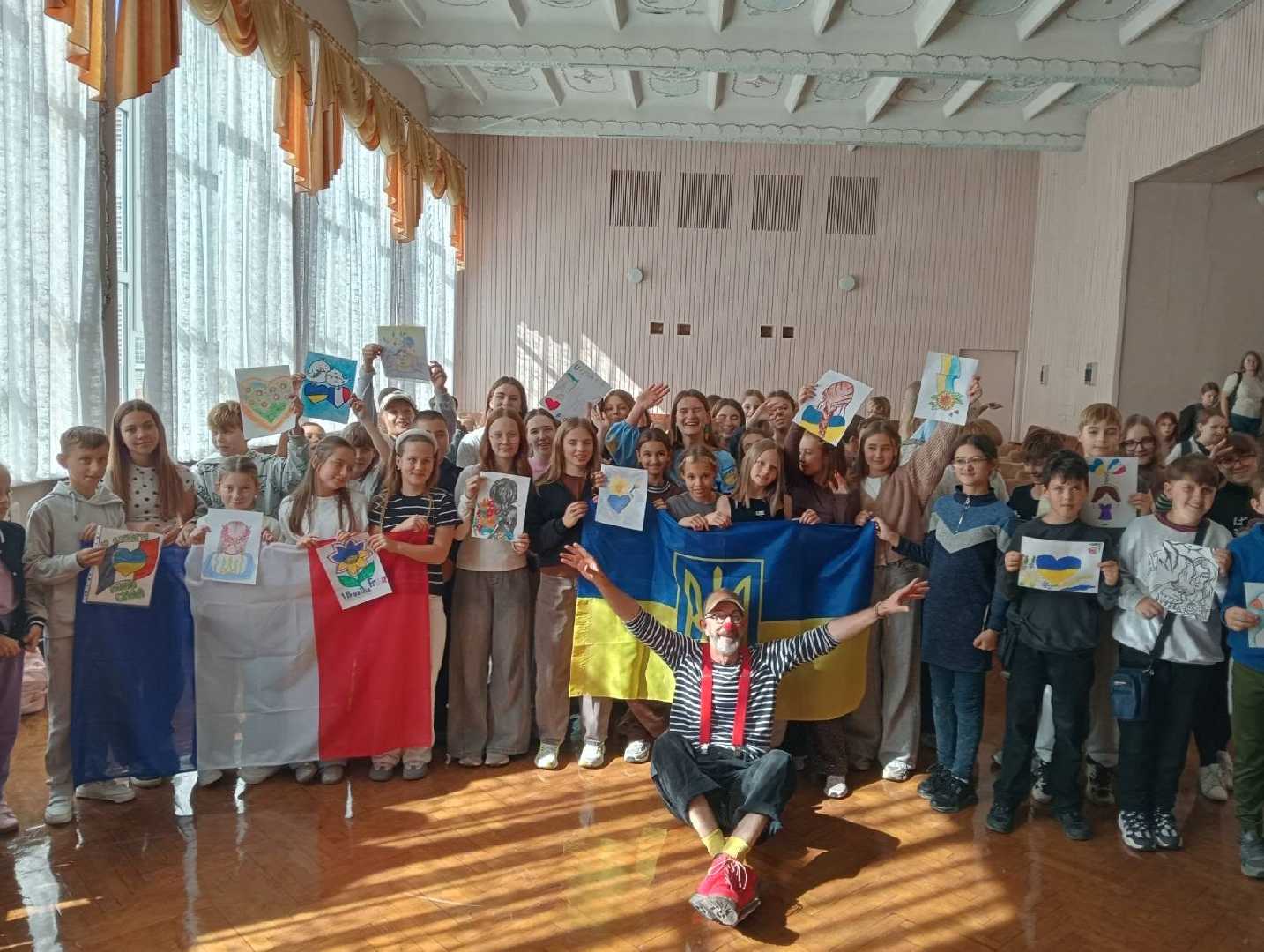 Усмішки, що долають кордони