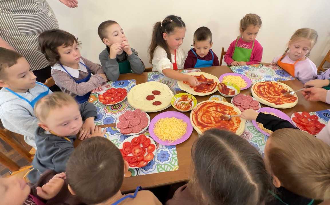 Захоплива вечірка з приготуванням піци  до Дня дошкілля