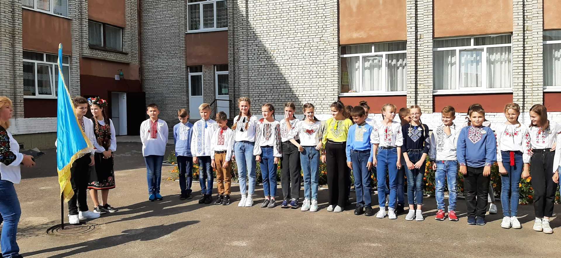 Патріотично-спортивна гра для учнів 6-х класів «Козацькому роду, нема переводу»