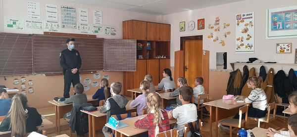 Виховна година з метою попередження нещасних випадків, профілактики правопорушень, шкідливих звичок, насилля та булінгу