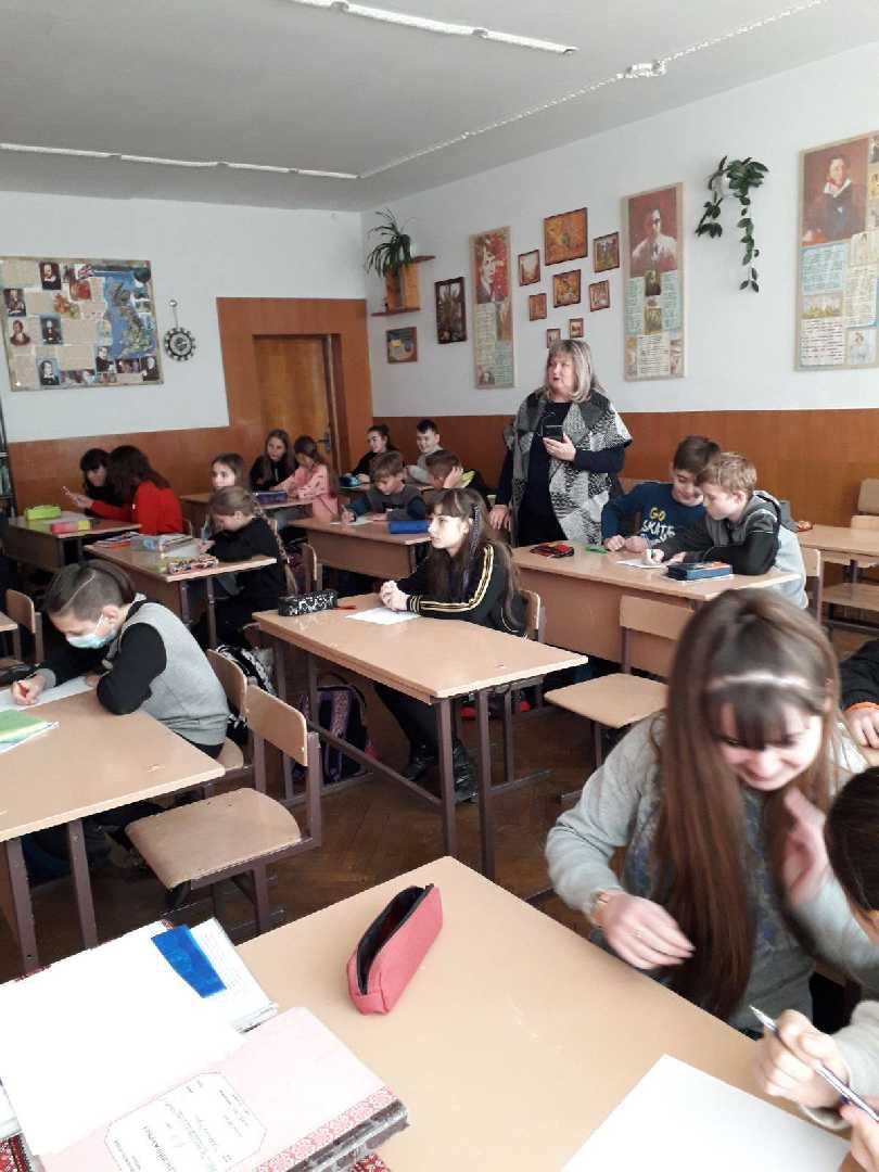 Зустріч з учнями 6-А класу «Знай права, виконуй обов'язки»