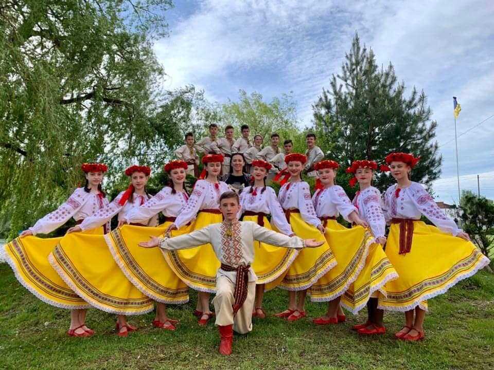 Вітаємо зразковий хореографічний колектив «Рушничок», керівник Зоряна Куліш, з підтвердженням почесного звання «Зразковий художній колектив».