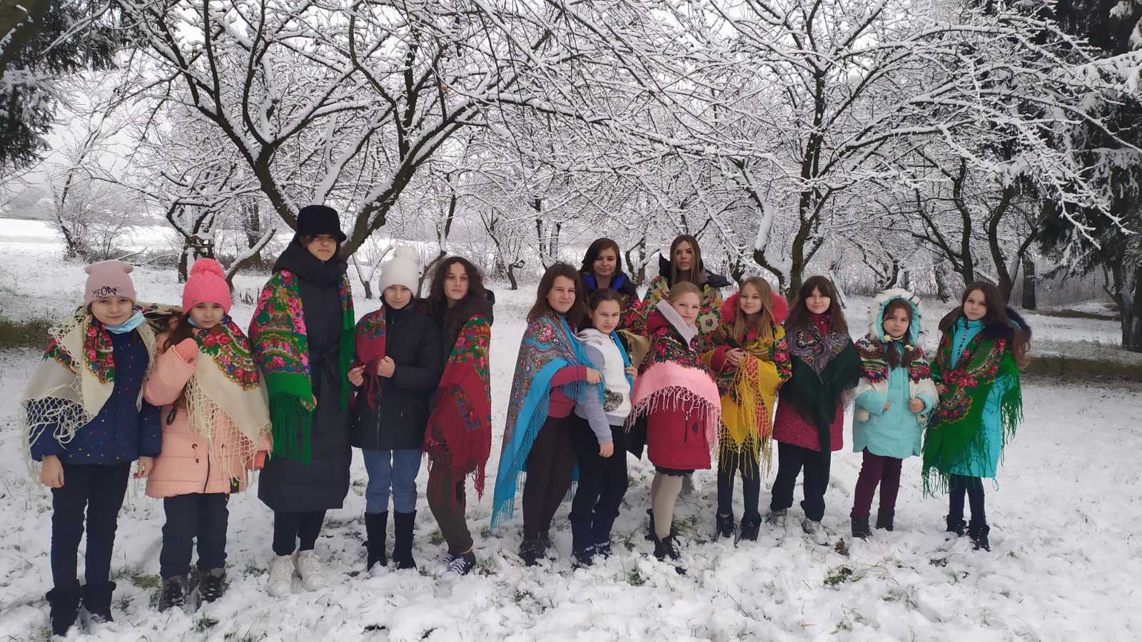 Всесвітній День української хустки