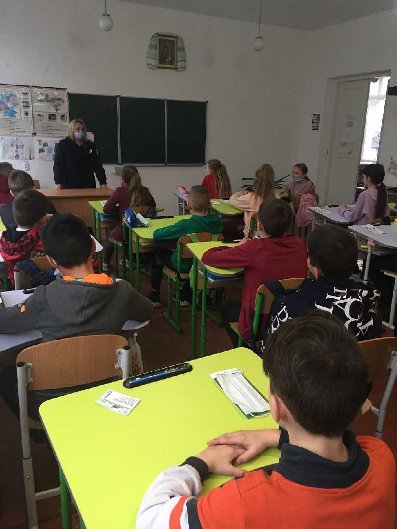 Майор поліції Марія Панасюк - дітям